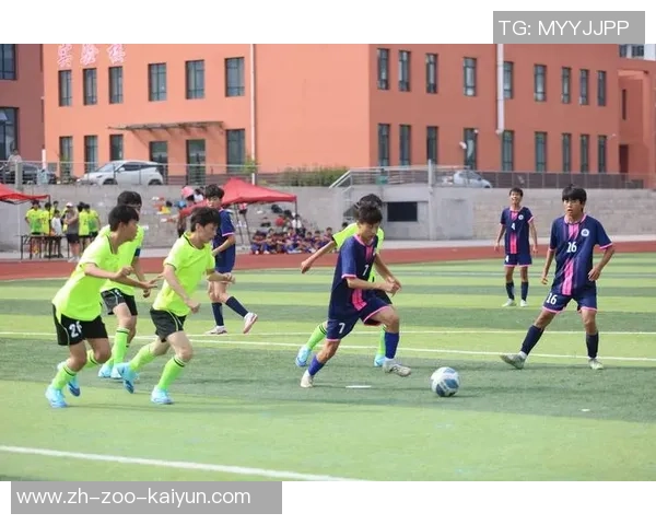 足球会组织如何提升青少年足球发展与社区参与的有效策略与实践探索 足球会组织如何提升青少年足球发展与社区参与的有效策略与实践探索